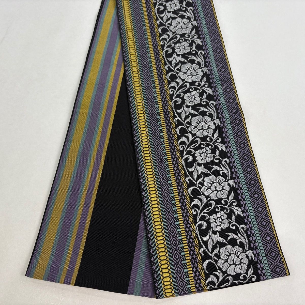 半幅帯 博多織 証紙 花唐草 縞 黒 正絹