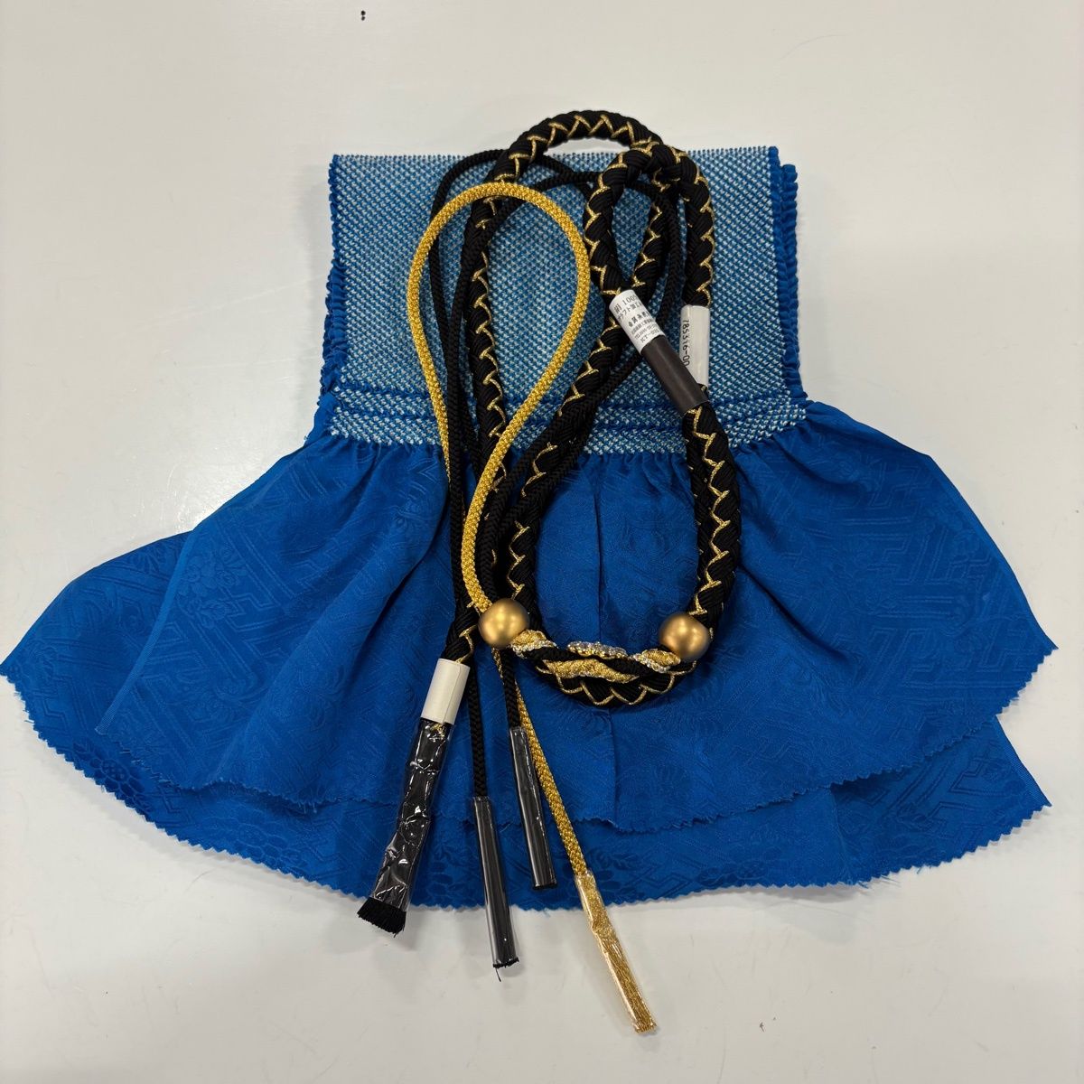  振袖 身丈158 cm 裄丈68.5 L 袷 袋帯フルセット 牡丹 桜 金銀彩 刺繍 黒 正絹 振袖 着物