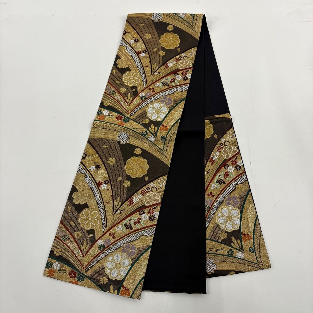  振袖 身丈171.5 cm 裄丈72 L 袷 袋帯フルセット 貝桶 草花 金糸 金彩 クリーム 正絹 振袖 着物