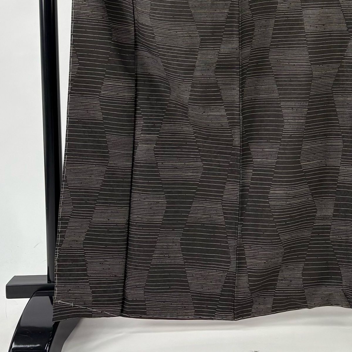 小紋 身丈165 cm 裄丈64.5 M 袷 袋帯セット 縞 地紋 墨色 正絹 秀品