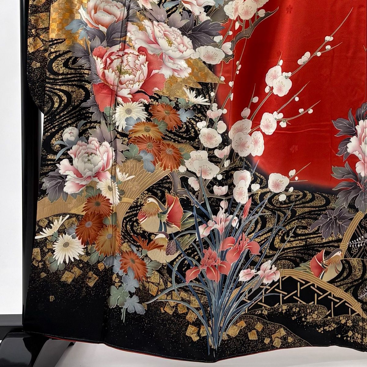 振袖 身丈162.5 cm 裄丈68 L 袷 牡丹 菊 金彩 金糸 赤 正絹