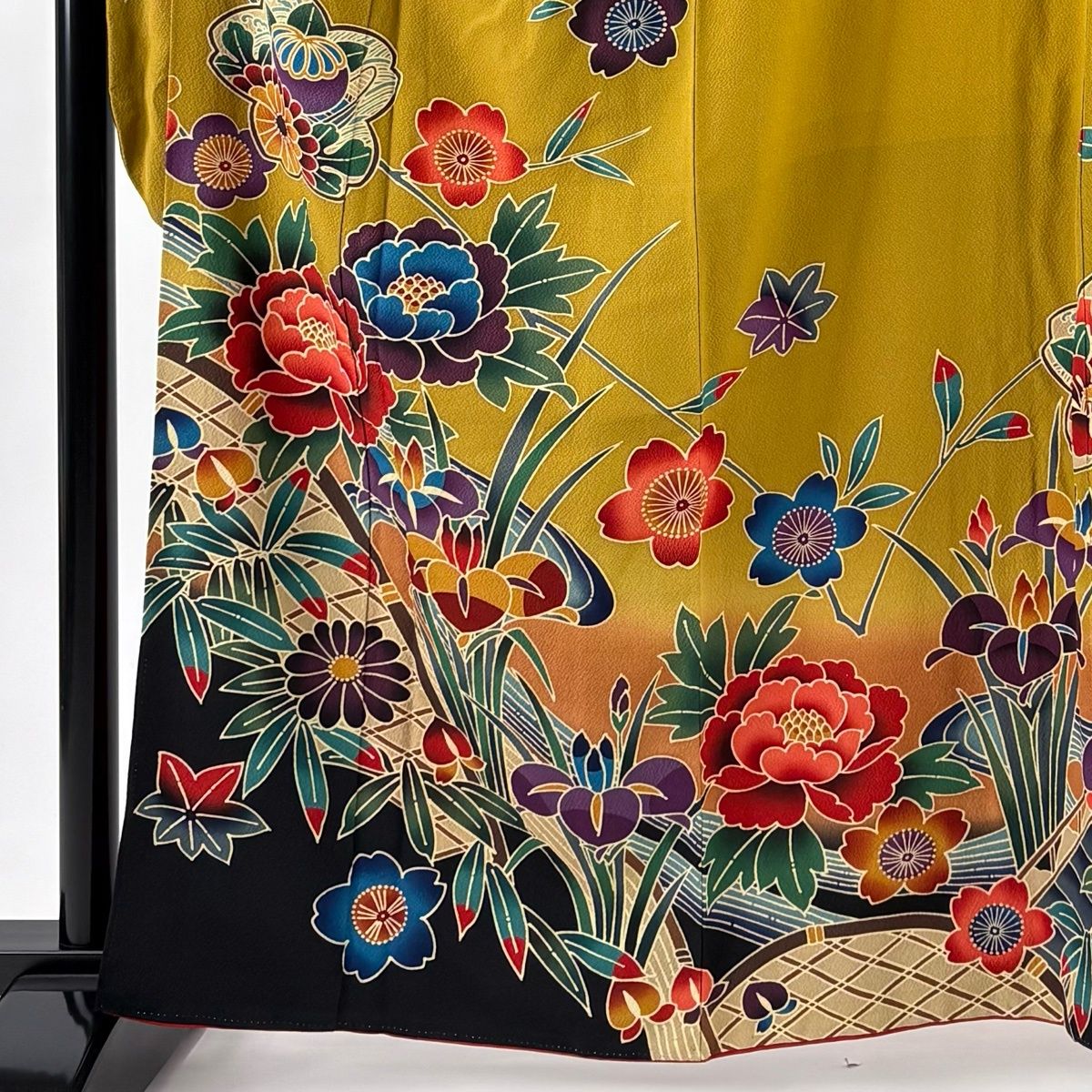 振袖 身丈161.5 cm 裄丈66 M 袷 桜 牡丹 染め分け 黄土色 正絹 名品