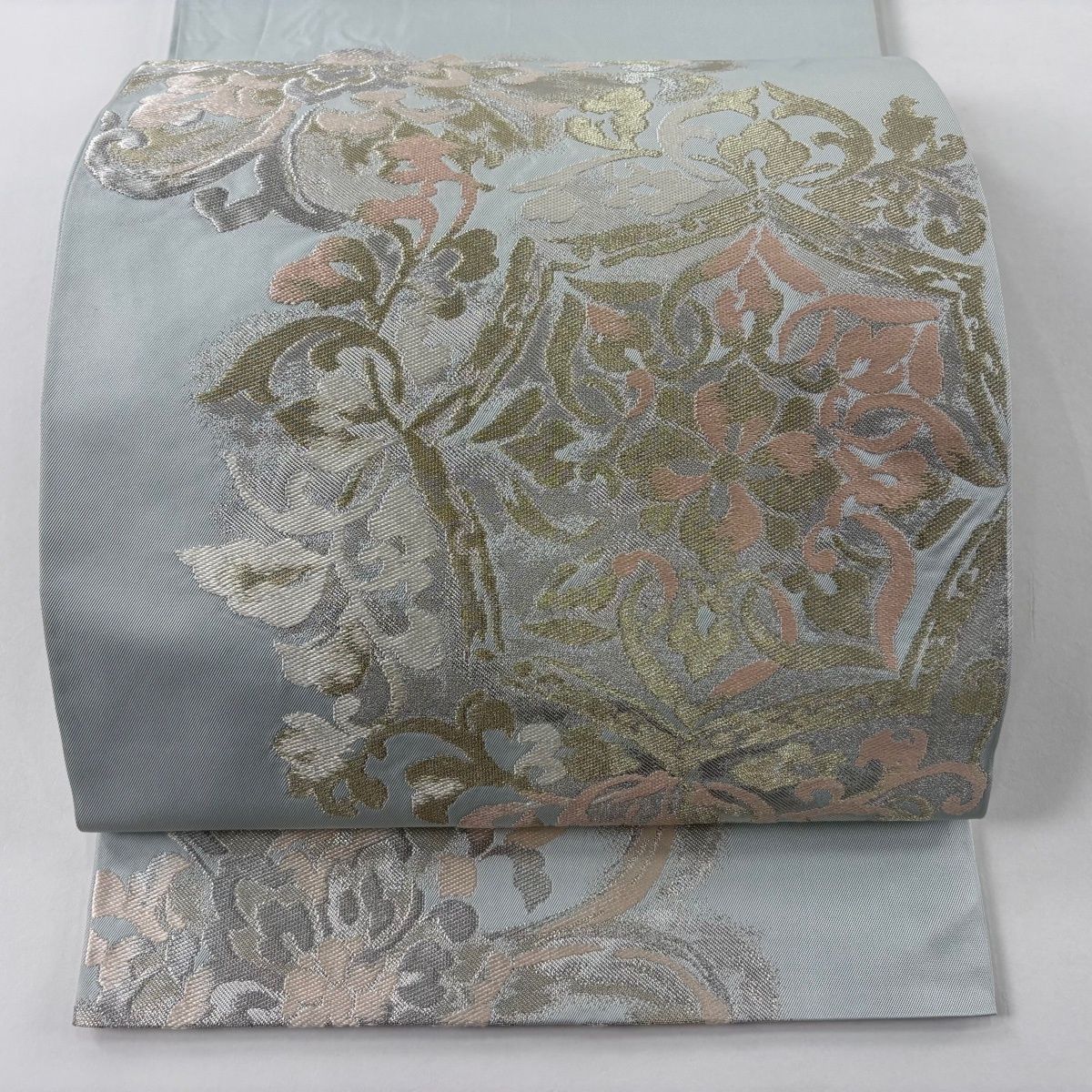 袋帯 秀品 川島織物 落款 本袋帯 華文 箔 金銀糸 薄緑 お太鼓柄 正絹