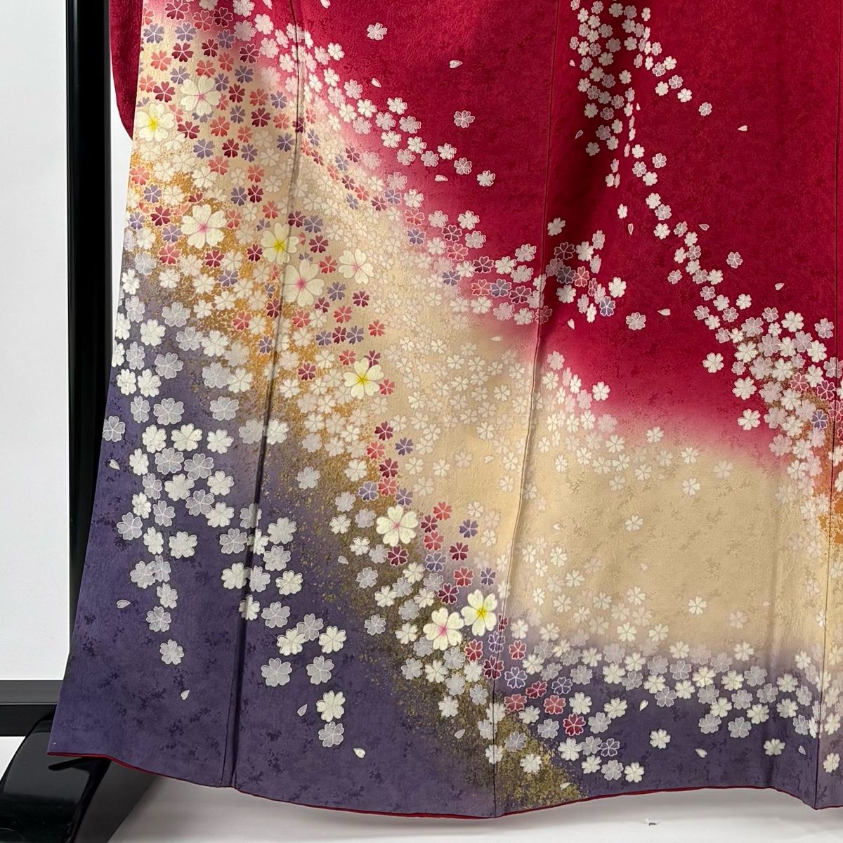 振袖 身丈166 cm 裄丈67 M 袷 桜 金彩 染め分け 濃ピンク 正絹 名品