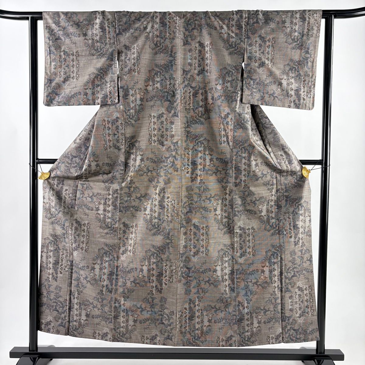 紬 身丈155cm 裄丈62cm S 袷 草花 灰茶 正絹 名品 【】