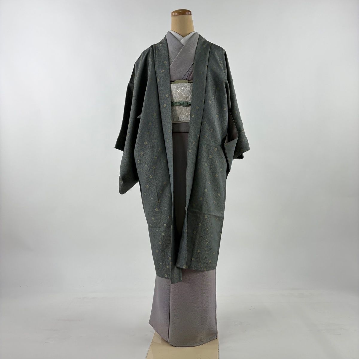 羽織 身丈104.5 cm 裄丈64 M お召地 梅 若松 灰緑 正絹