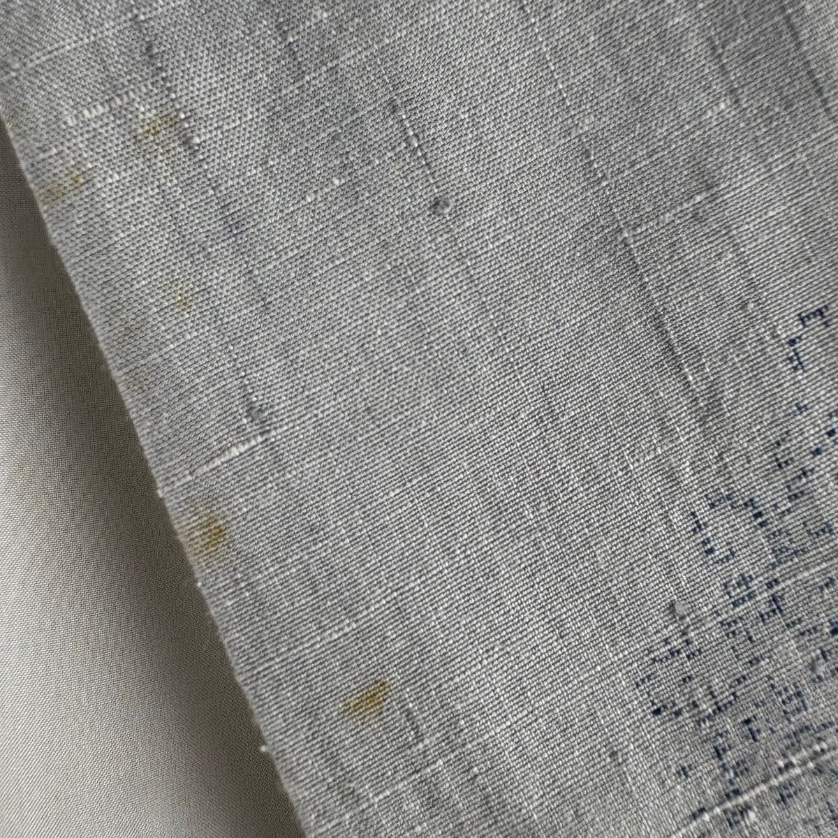 結城紬 身丈160cm 裄丈68cm L 袷 証紙 幾何学 亀甲絣 灰色 正絹 逸品