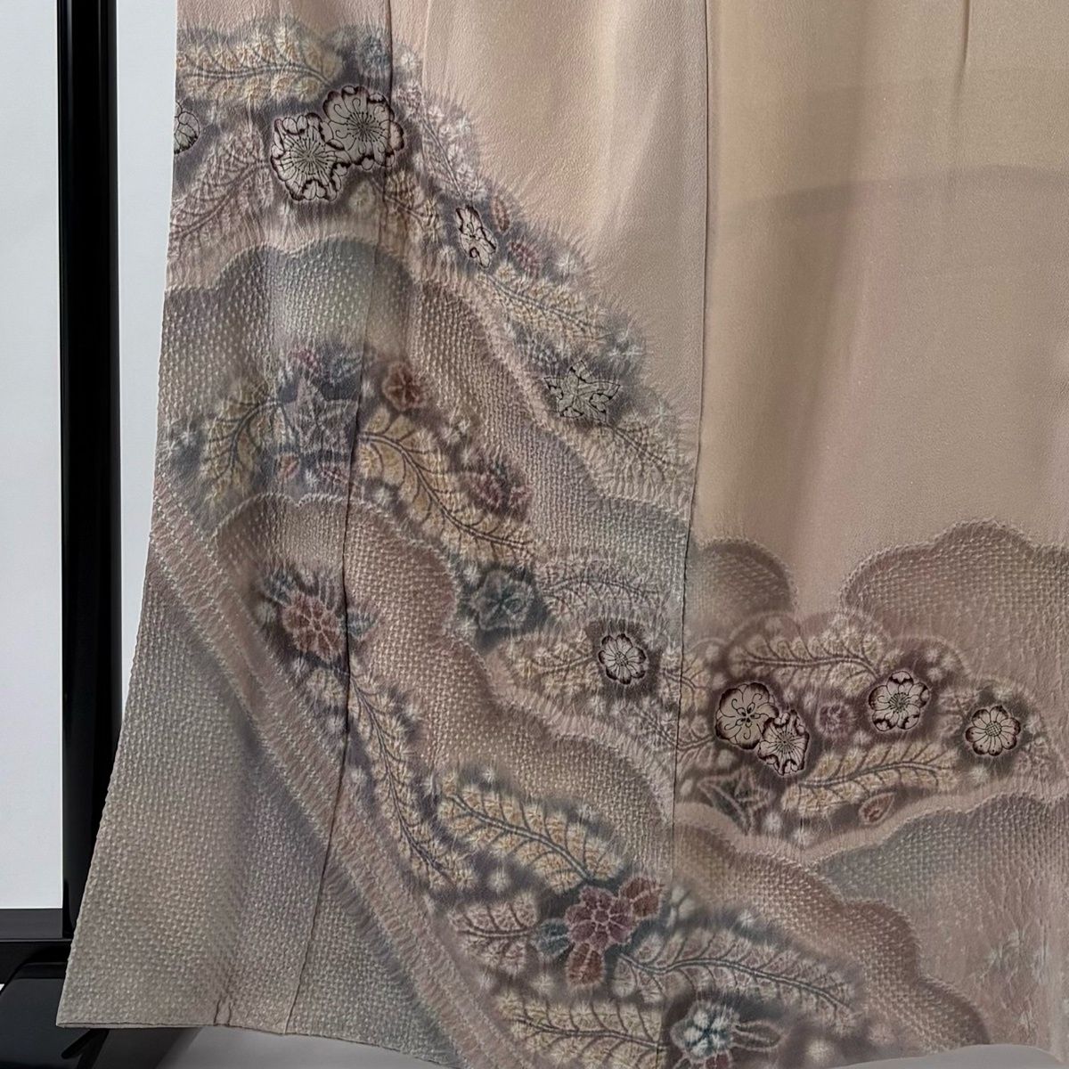 訪問着 身丈165 cm 裄丈68.5 L 袷 樋熊哲也 落款 辻が花 雲文 金通し ぼかし 薄ピンク 正絹