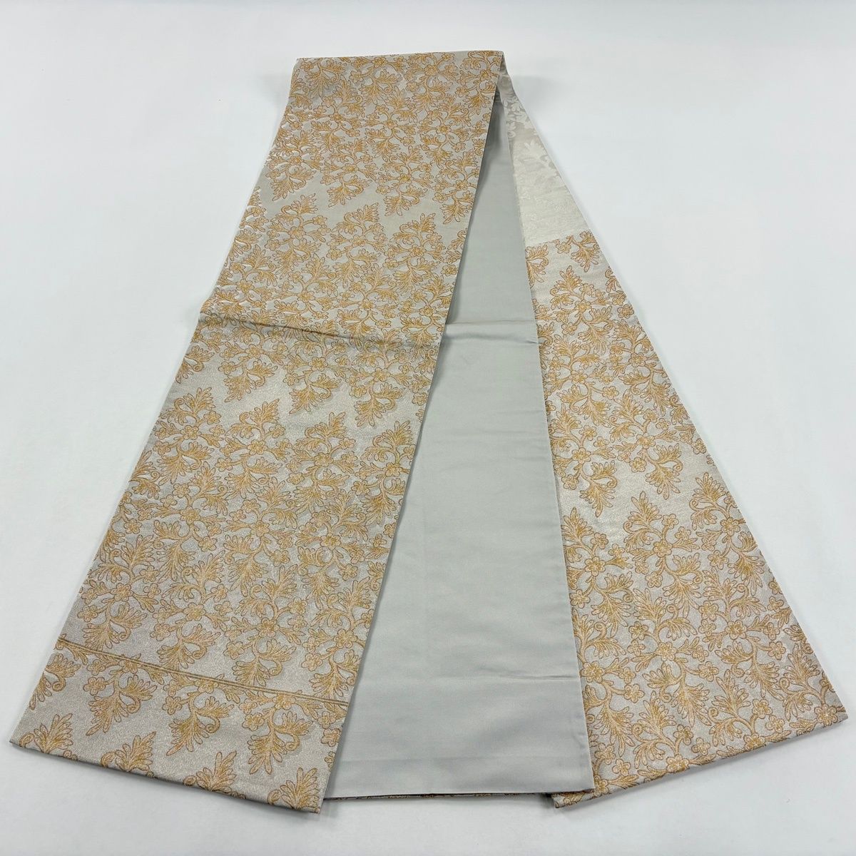 美品】 袋帯 逸品 落款 渡辺雪三郎 草花 金銀糸 箔 灰色 六通 正絹