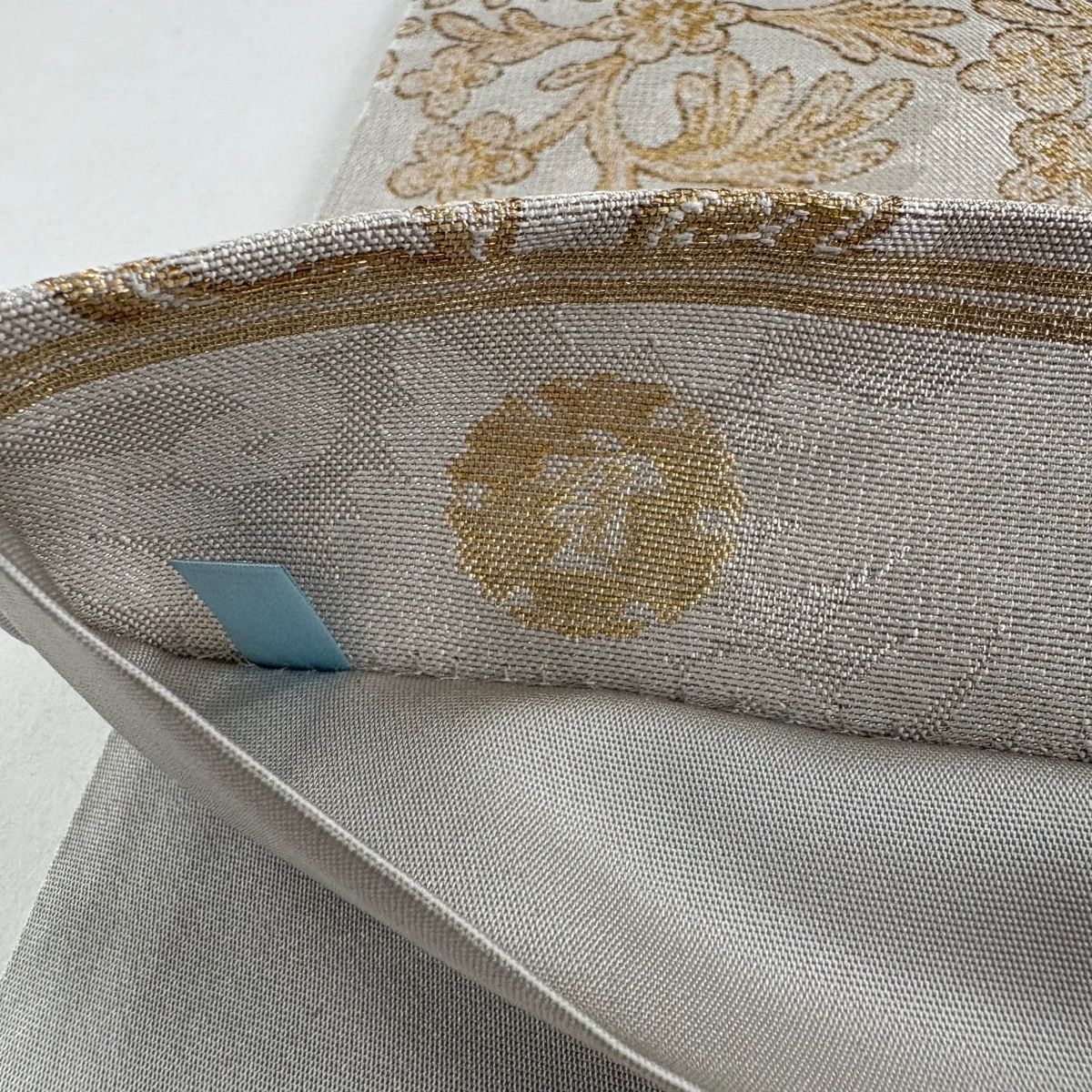 美品】 袋帯 逸品 落款 渡辺雪三郎 草花 金銀糸 箔 灰色 六通 正絹