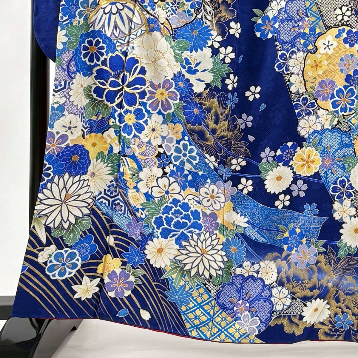 振袖 身丈164 cm 裄丈68.5 L 袷 草花 熨斗 金糸 金彩 青 正絹 名品