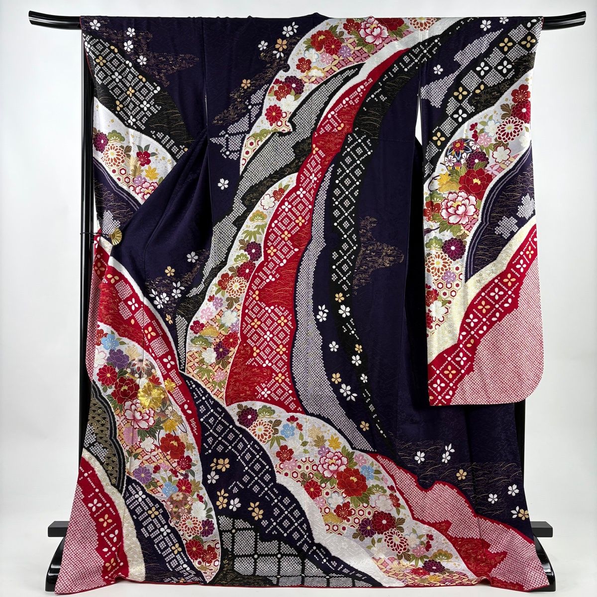 振袖 身丈178.5 cm 裄丈70 L 袷 草花 鞠 金銀糸 金彩 濃紫 正絹 名品