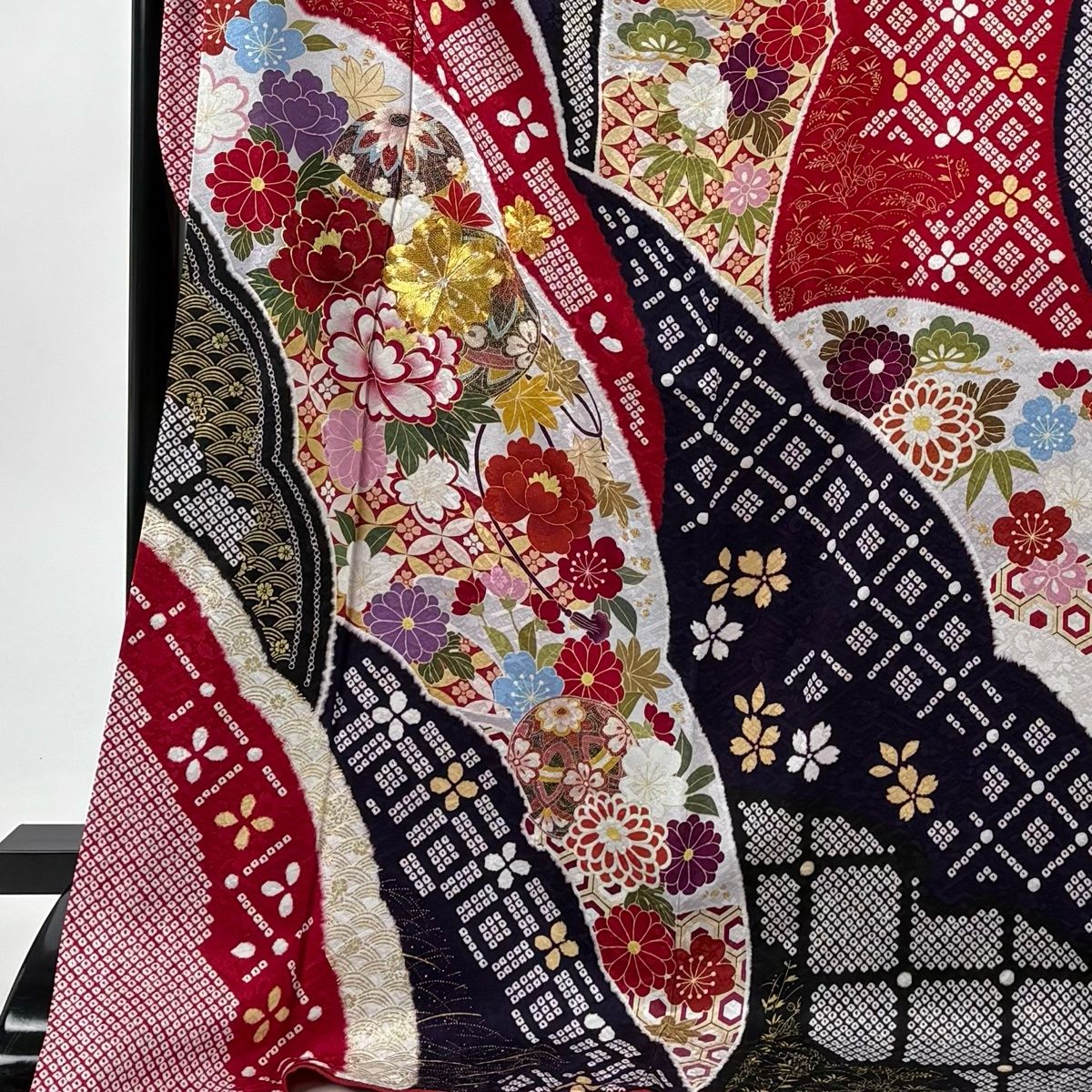 振袖 身丈178.5 cm 裄丈70 L 袷 草花 鞠 金銀糸 金彩 濃紫 正絹