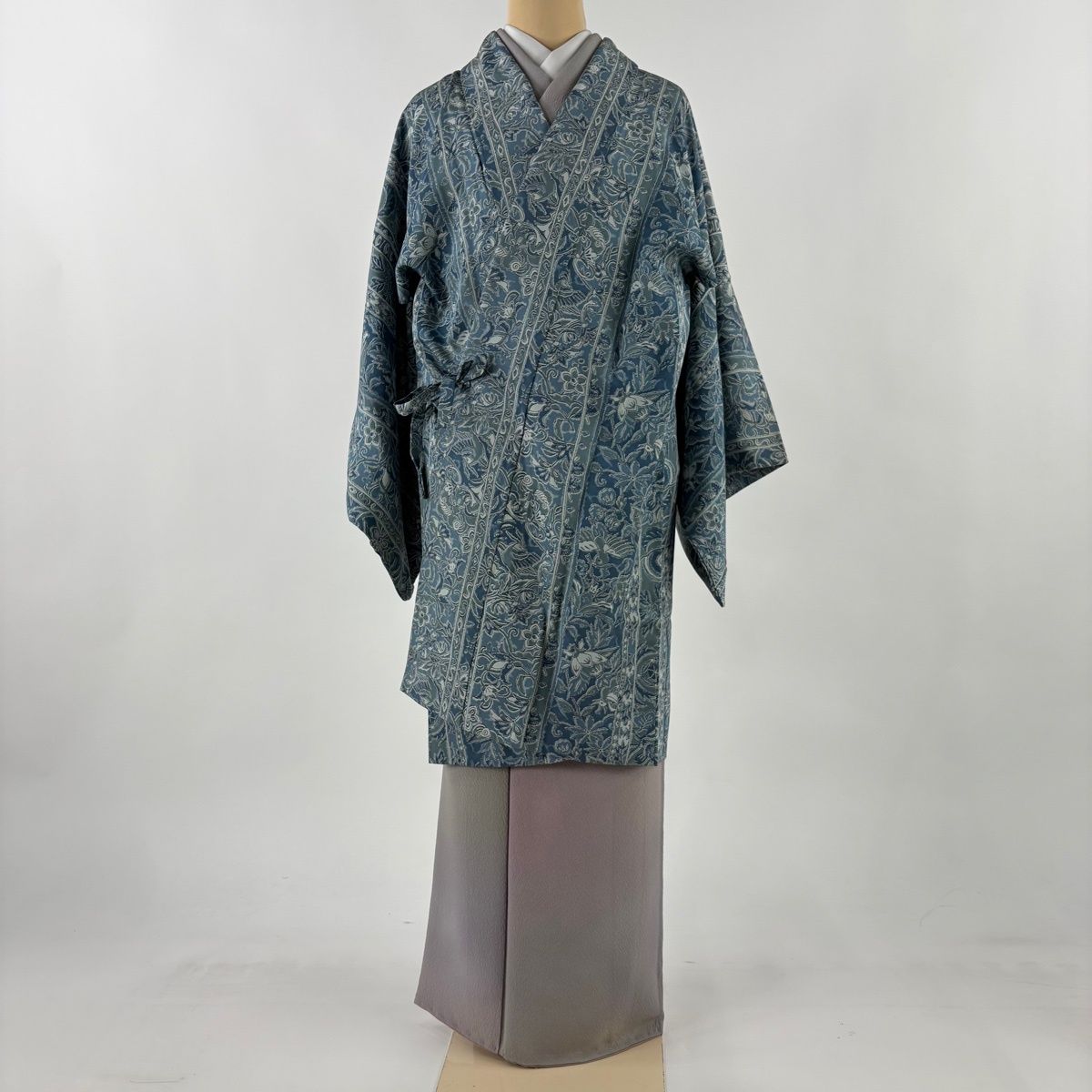 道中着 身丈96.5 cm 裄丈67 M 和装コート 草花 縦縞 青灰色 正絹
