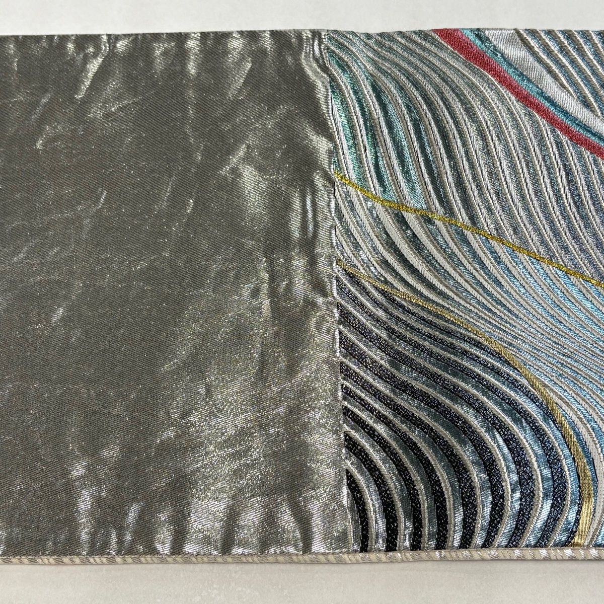 美品】 袋帯 秀品 関西仕立て よろけ縞 波 箔 金銀糸 青 六通 正絹