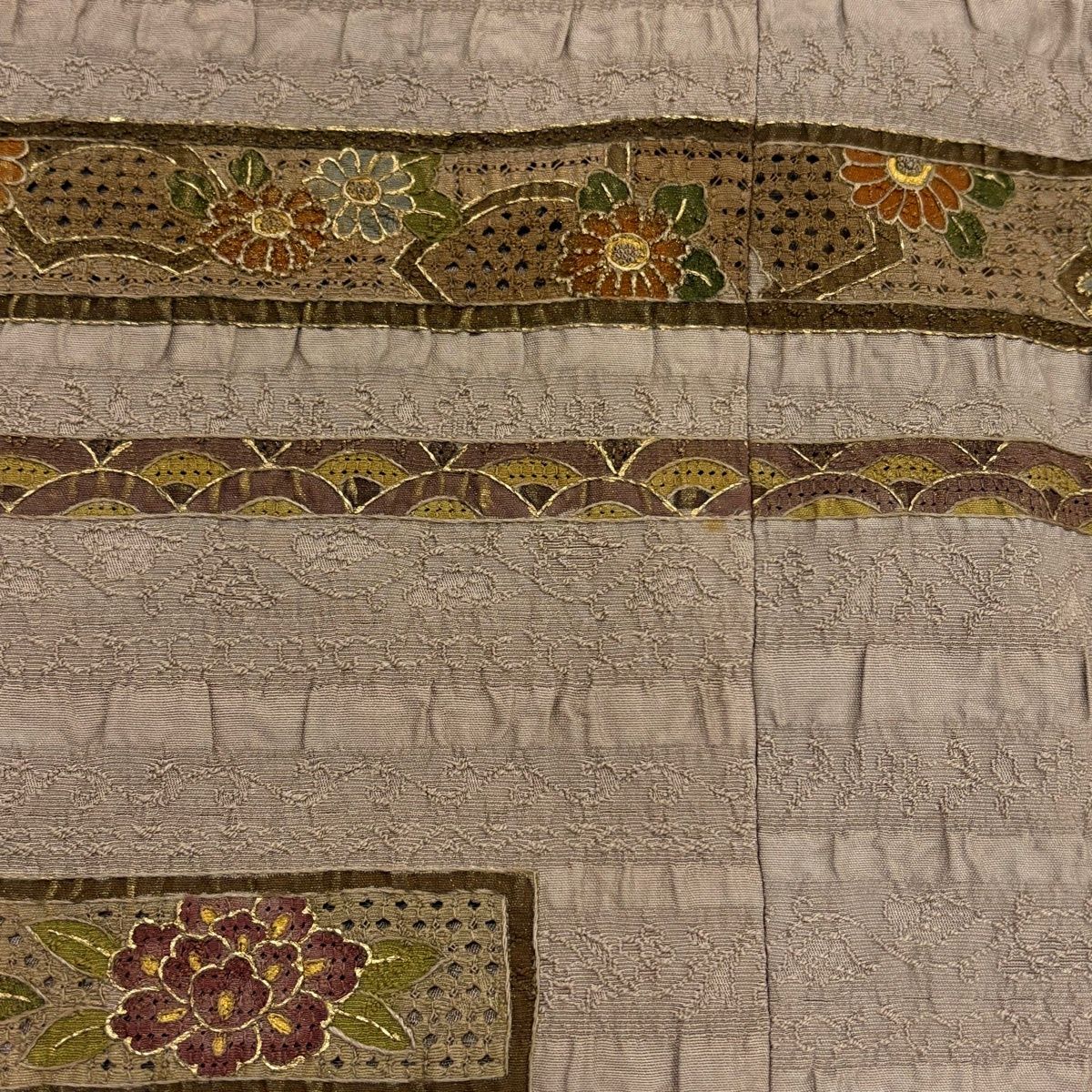  道行 身丈89 5 cm 裄丈67 M 和装コート 角衿 菊 青海波 刺繍 金彩 薄小豆 正絹 秀品 羽織 着物 浴衣