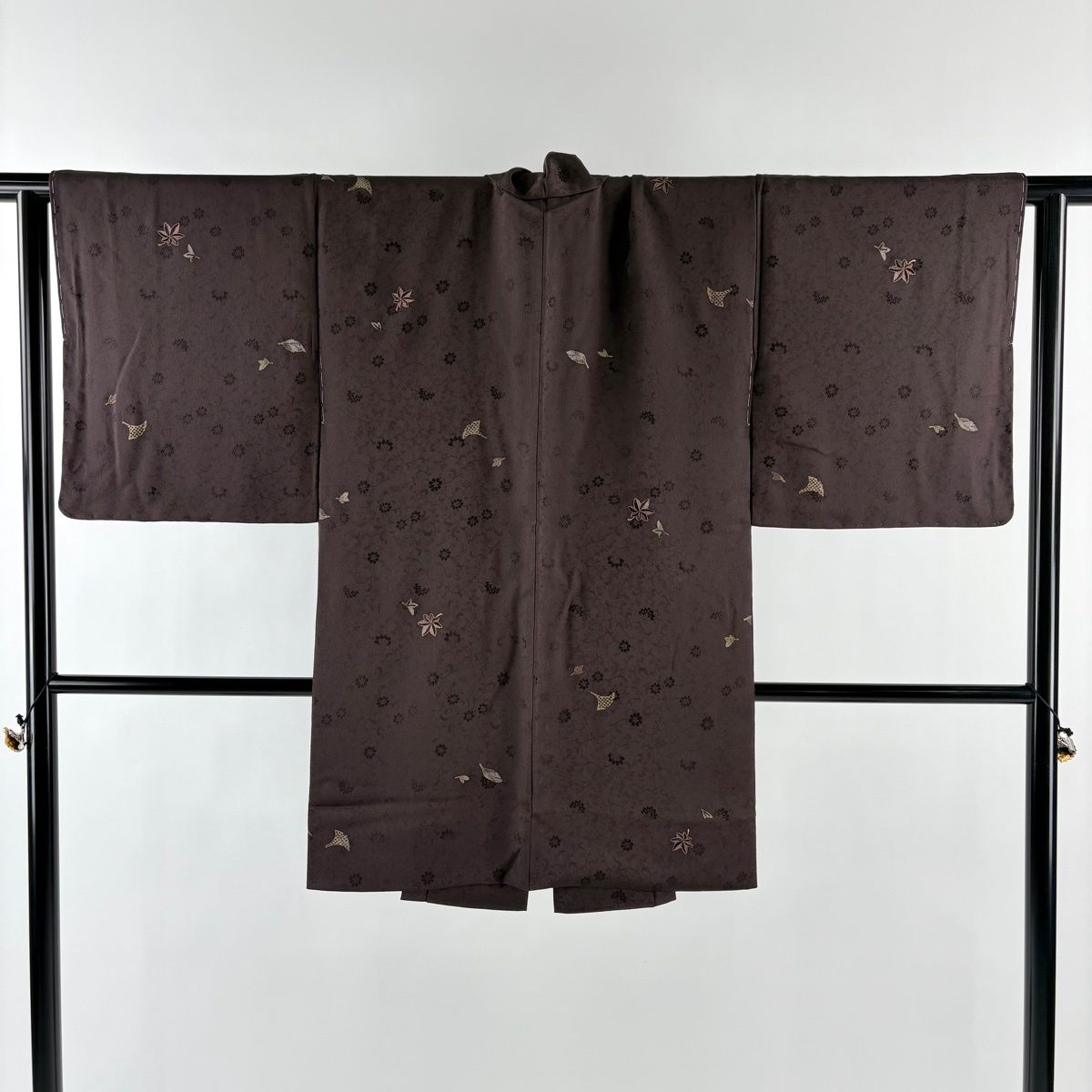 道中着 身丈91 cm 裄丈65 M 和装コート 葉柄 地紋 刺繍 金糸 焦茶色 正絹 秀品