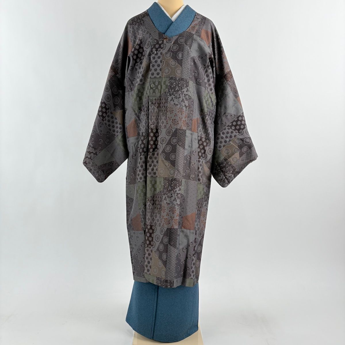 道行 身丈120 cm 裄丈69 L 和装コート 千代田衿 荒磯 花唐草 茶紫 正絹 秀品