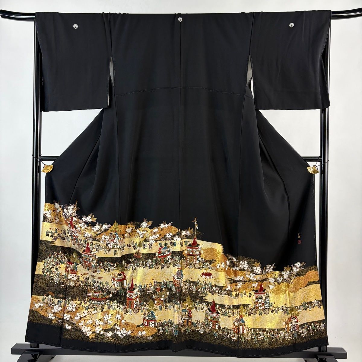 黒留袖 身丈156.5cm 裄丈67cm M 袷 松尾光琳 落款 山鉾 人物 金糸 刺繍