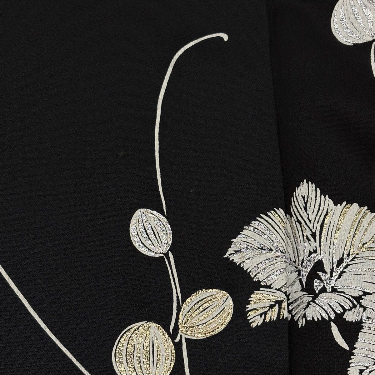 訪問着 身丈156.5cm 裄丈65cm M 袷 蝶 草花 金銀彩 ぼかし 黒 正絹 秀