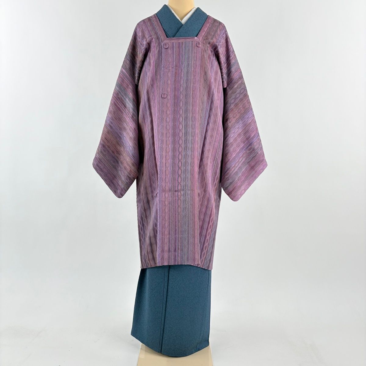 道行 身丈108 cm 裄丈69 L 落款 幾何学模様 縞縞 紫 正絹 秀品