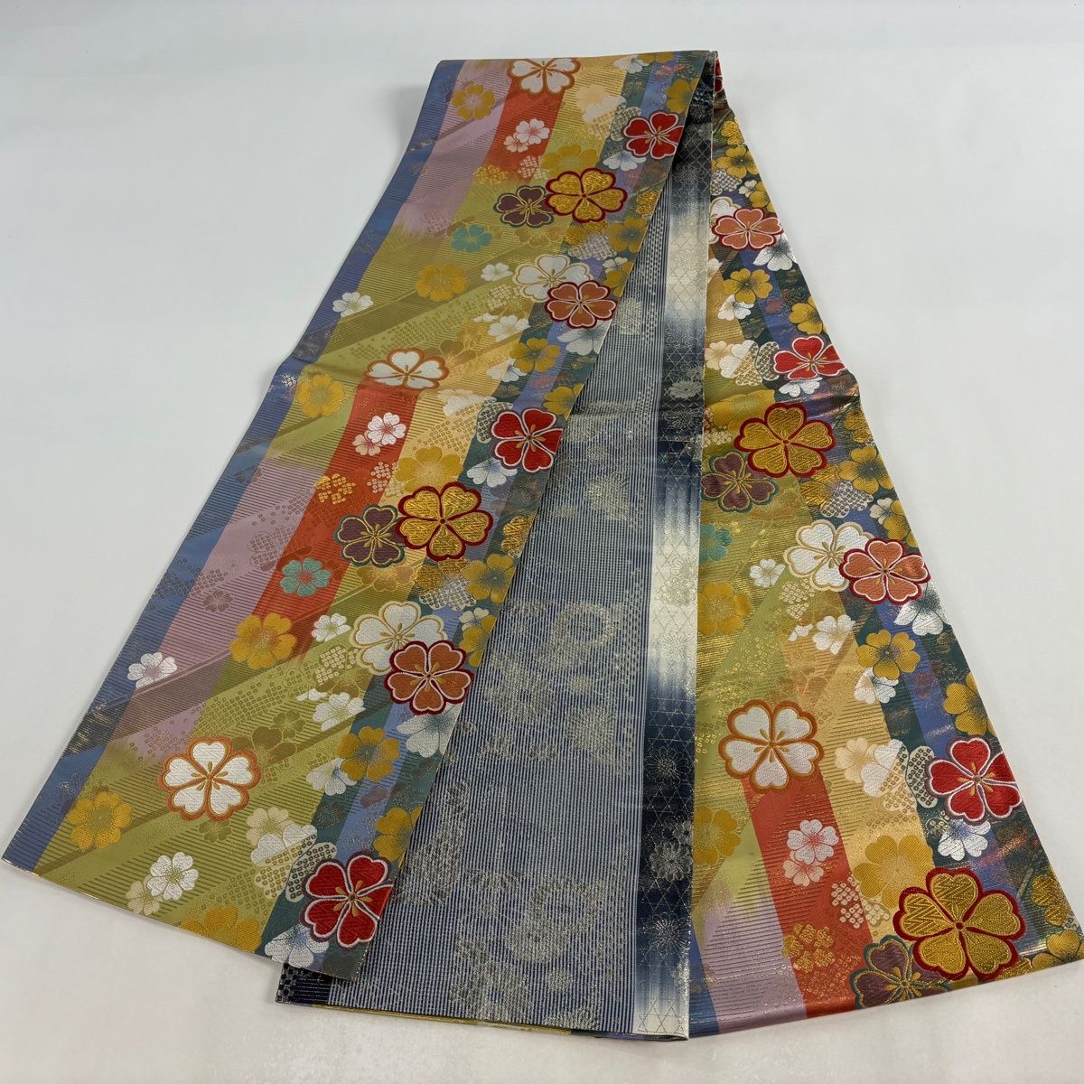 袋帯 秀品 桜 唐織 箔 抹茶色 全通 正絹 【中古】 - メルカリ