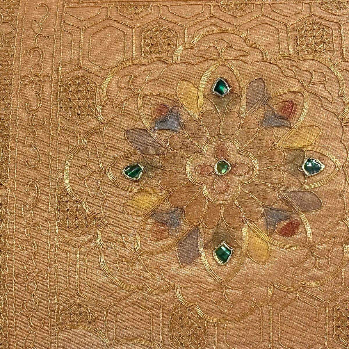 美品】 袋帯 秀品 華文 鳥 螺鈿 刺繍 薄ピンク お太鼓柄 正絹 【中古