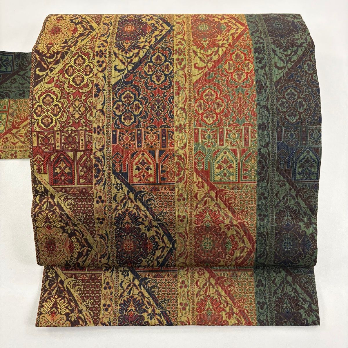 名古屋帯 秀品 華文 草花 黄土色 正絹