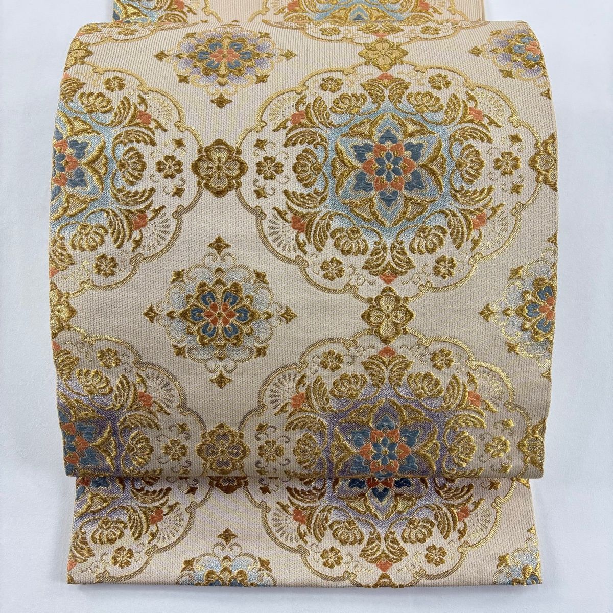 袋帯 秀品 華文 花唐草 金糸 箔 金色 六通 正絹 【中古】 - メルカリ