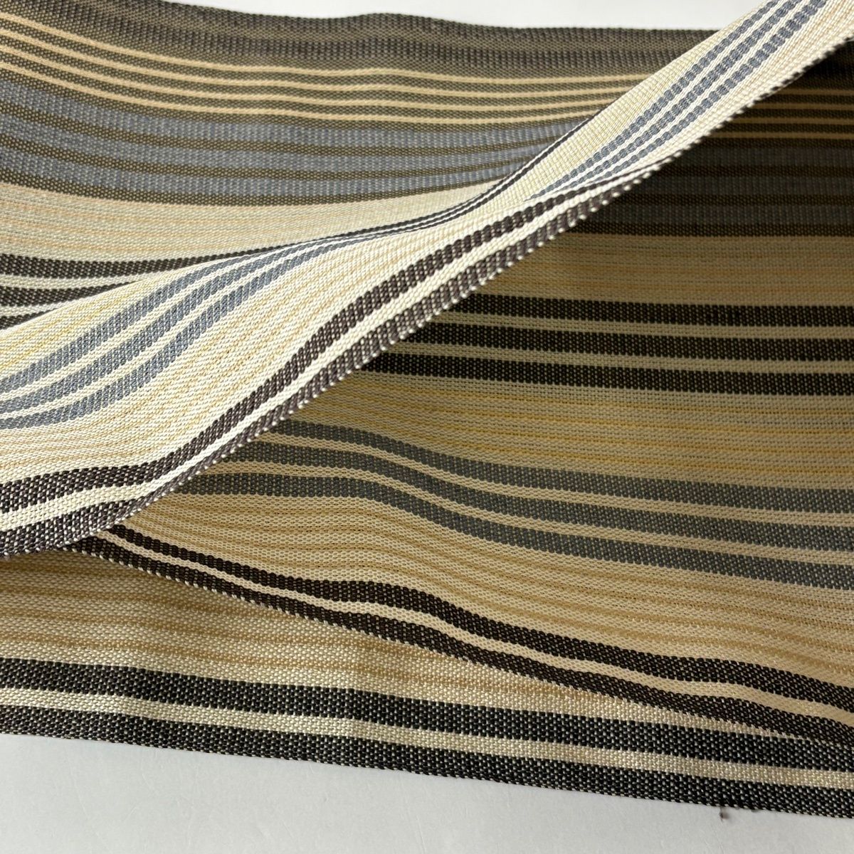 名古屋帯 美品 名品 八寸名古屋帯 松葉仕立て 市松 縞 正絹 名古屋帯 秀品 八寸名古屋帯 松葉仕立て 縞 幾何学 茶紫 正絹 【中古