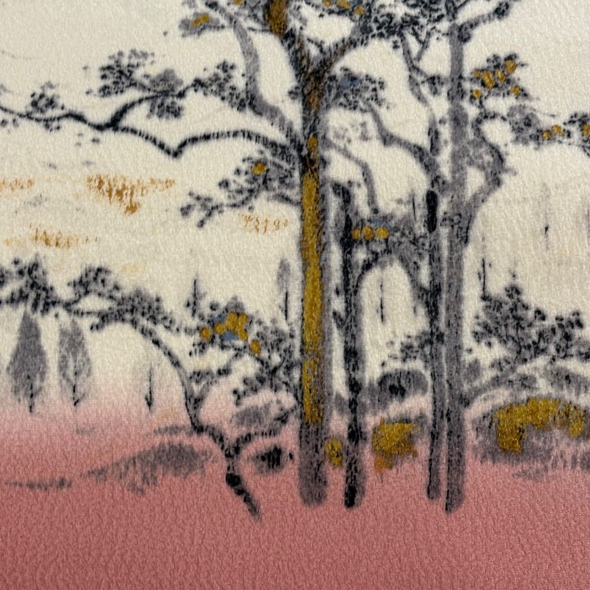 名古屋帯 秀品 落款 山科春宣 樹木 金彩 縮緬 ピンク 正絹