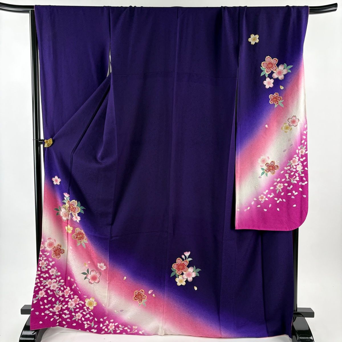 美品 桜 着物 正絹“春空に花びらを遊ばせて晴れを歌う桜”長襦袢 4929