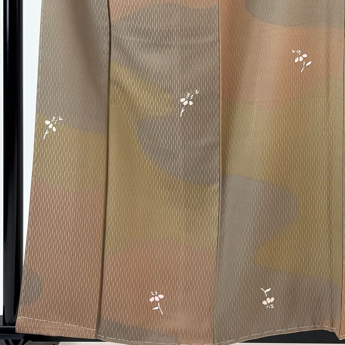 小紋 身丈160 cm 裄丈63 S 袷 草花 霞 茶色 正絹 秀品