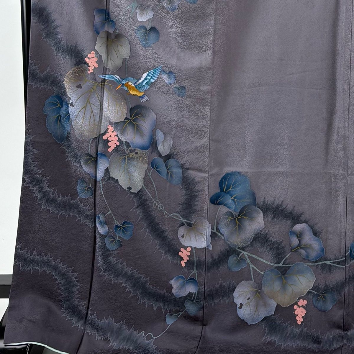 振袖 身丈174 cm 裄丈67.5 L 袷 藤紫朗 落款 鳥 葡萄 刺繍 金彩 灰紫 正絹 秀品