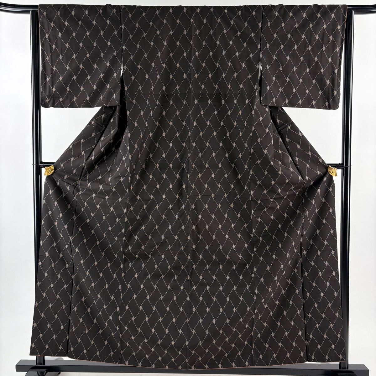 紬 身丈160 cm 裄丈63.5 S 袷 幾何学 墨色 正絹 秀品