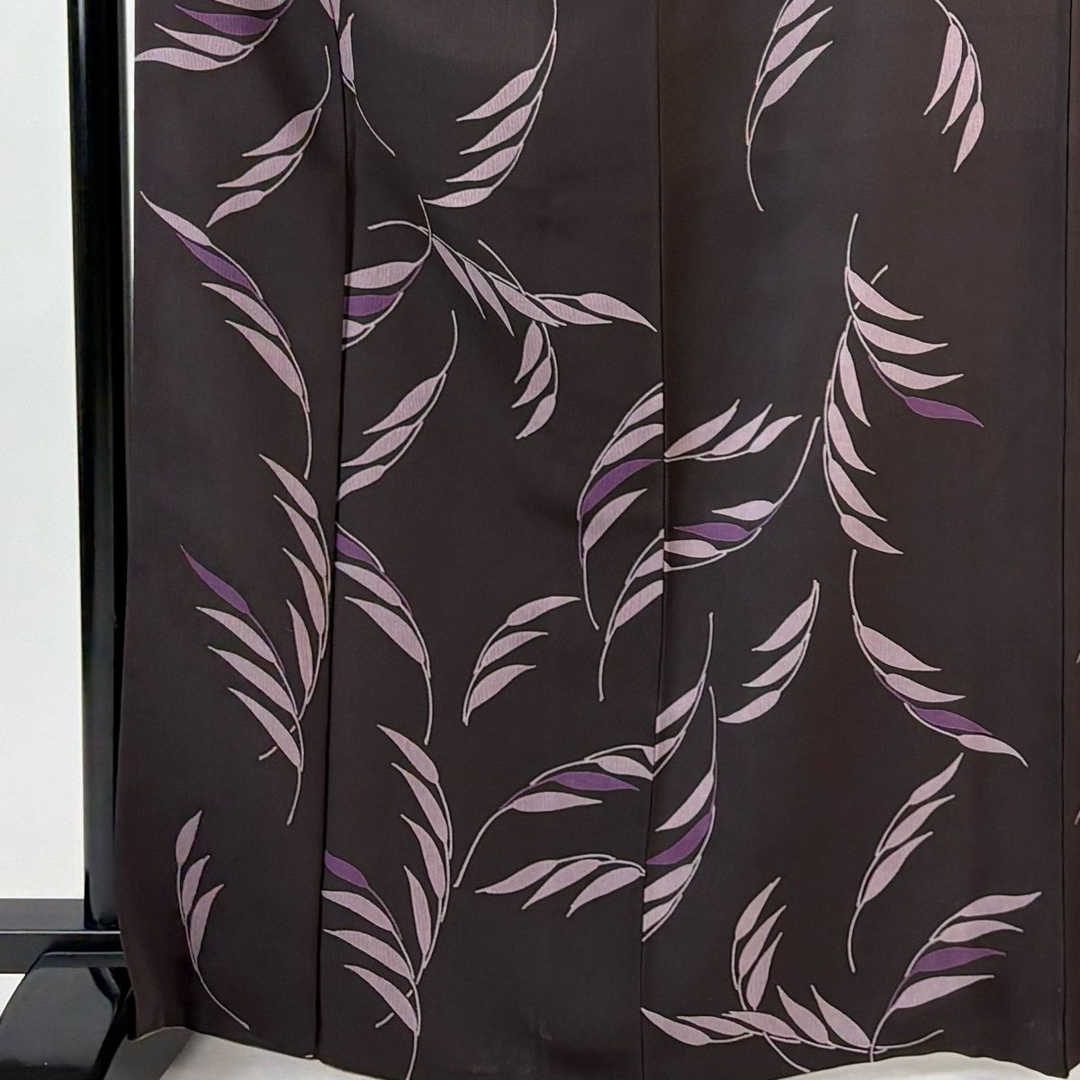 小紋 身丈165 cm 裄丈74 L 袷 葉柄 焦茶色 正絹 秀品