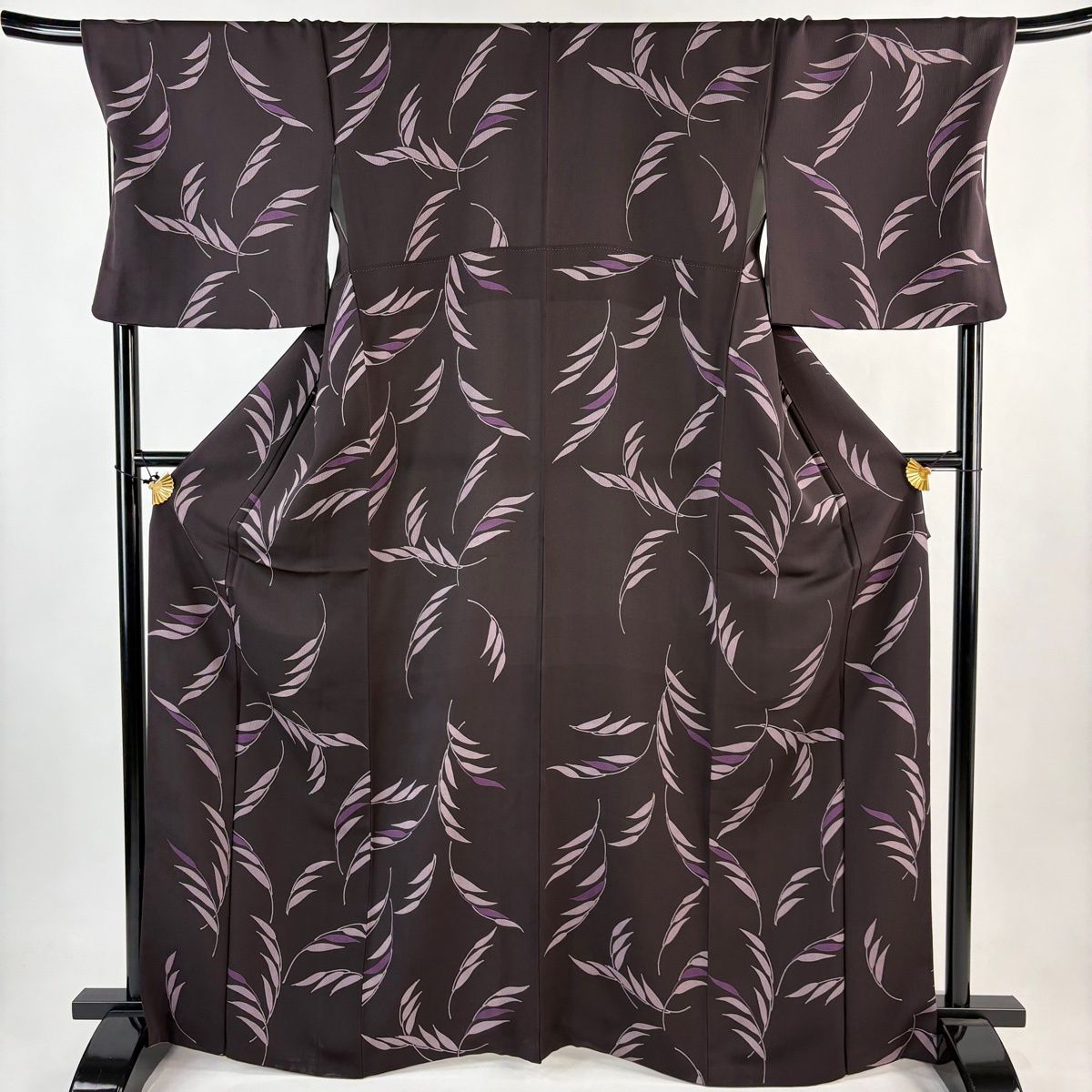 小紋 身丈165 cm 裄丈74 L 袷 葉柄 焦茶色 正絹 秀品