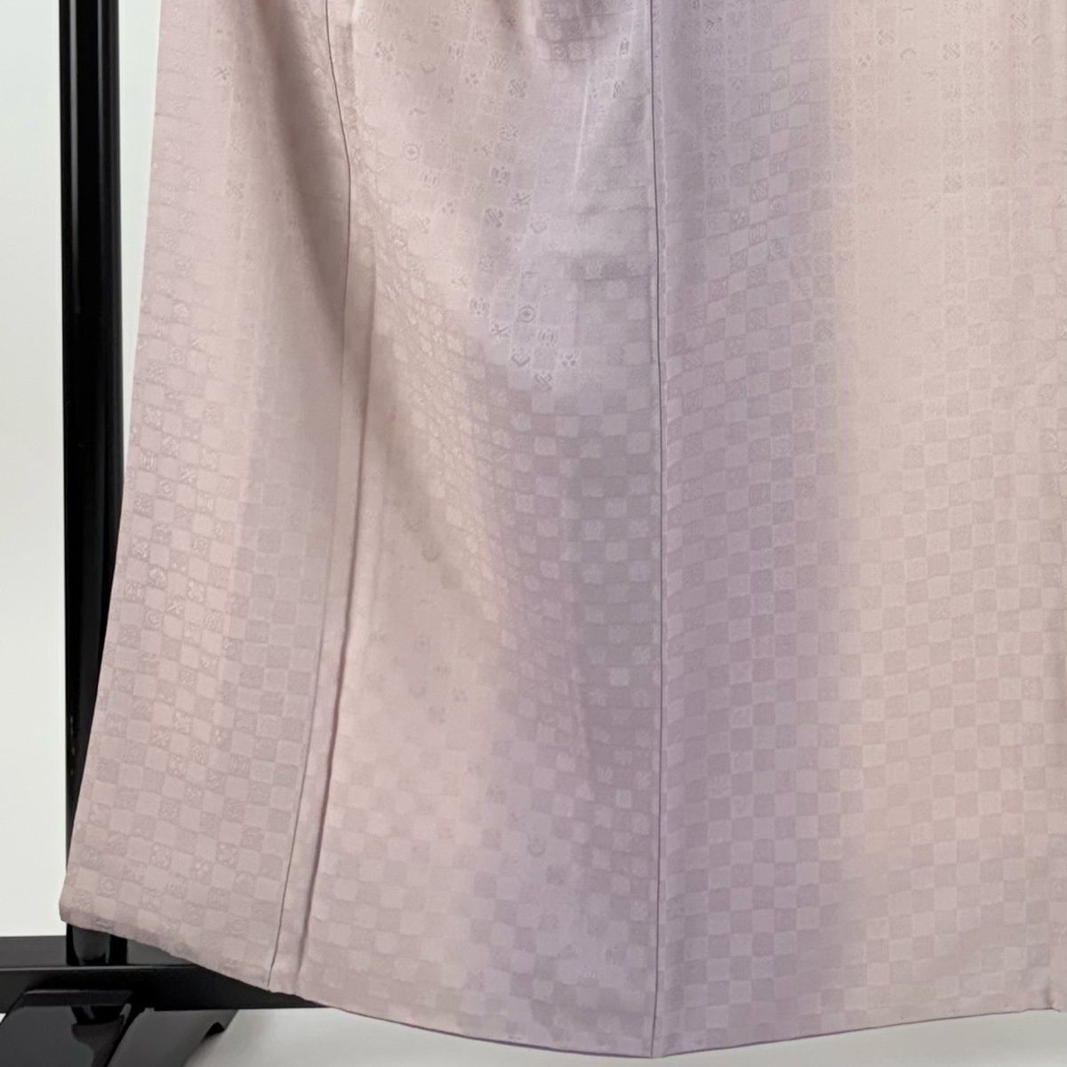 小紋 身丈160 cm 裄丈66 M 袷 地紋 ぼかし 薄紫 正絹 秀品