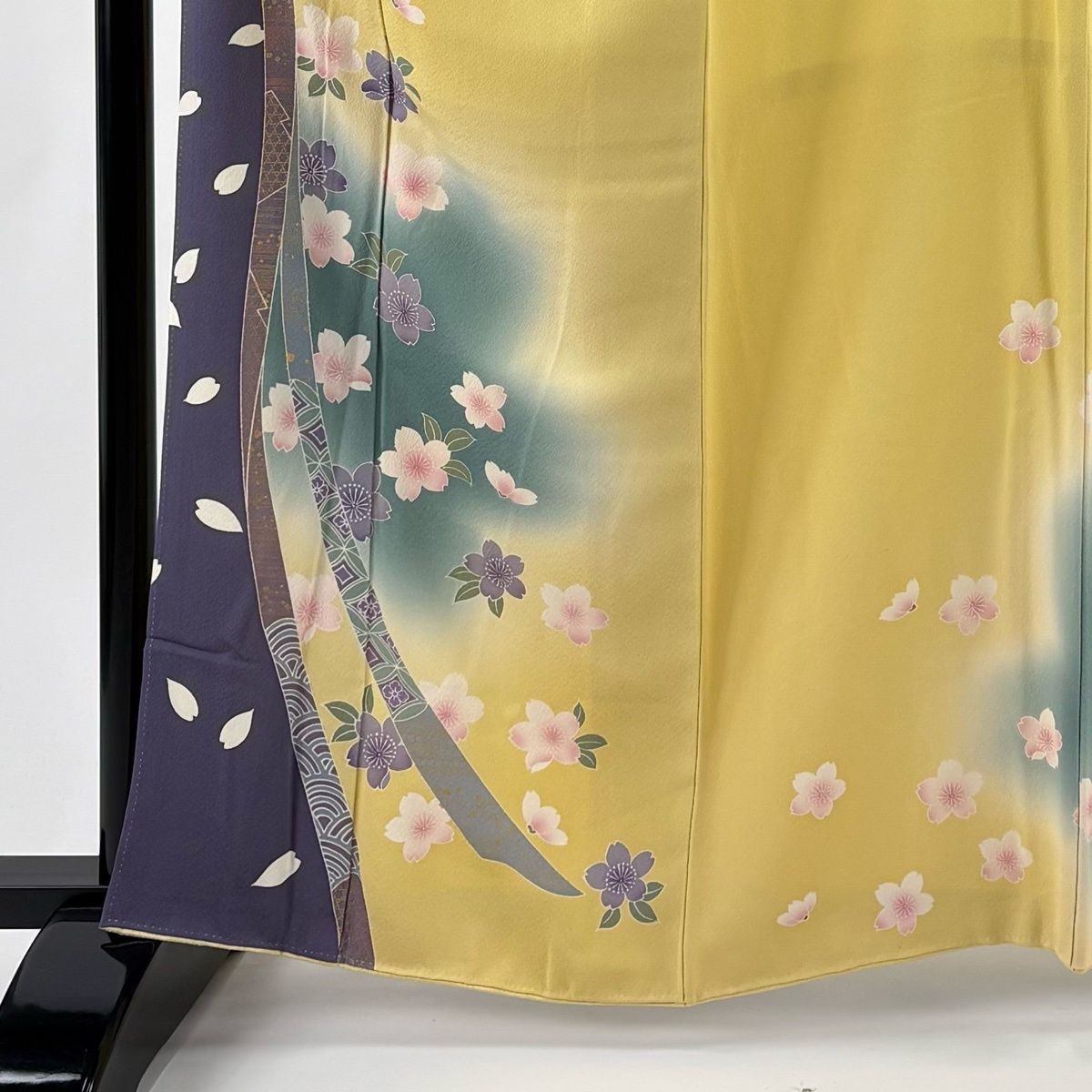 振袖 身丈163 cm 裄丈64.5 M 袷 桜 熨斗 金彩 ぼかし 薄黄 正絹 秀品