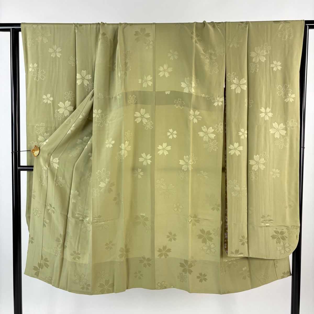 長襦袢 身丈127 5 cm 裄丈68 L 振袖用 やまと 地紋 鶯色 正絹 秀品