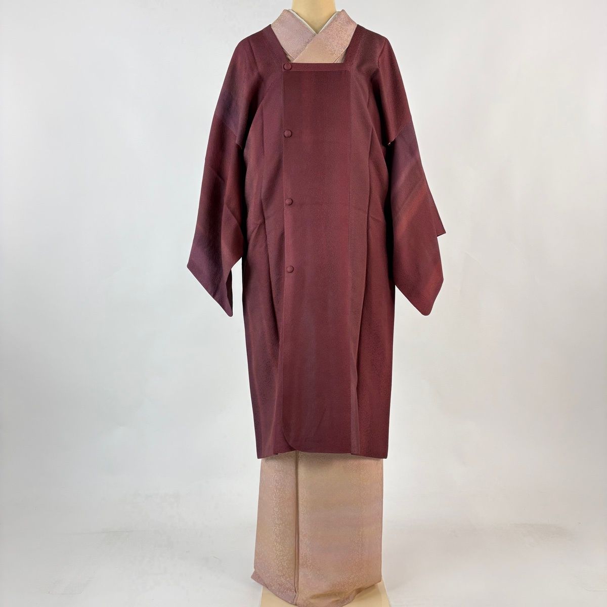 道行 身丈107 cm 裄丈64.5 M 和装コート 角衿 縞 ぼかし 赤紫 正絹 秀品