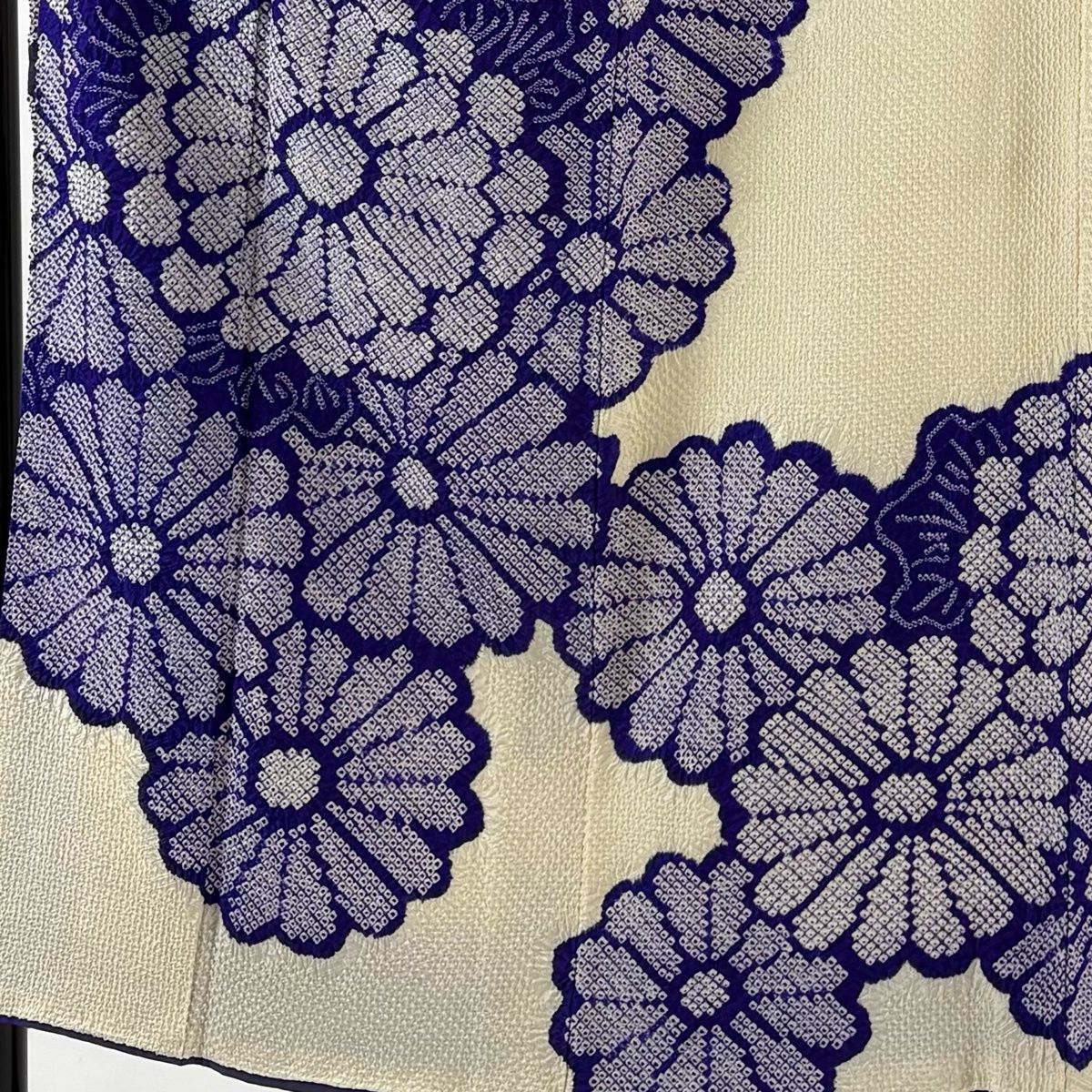 振袖 身丈152 cm 裄丈63 S 袷 菊 総絞り クリーム 正絹 秀品