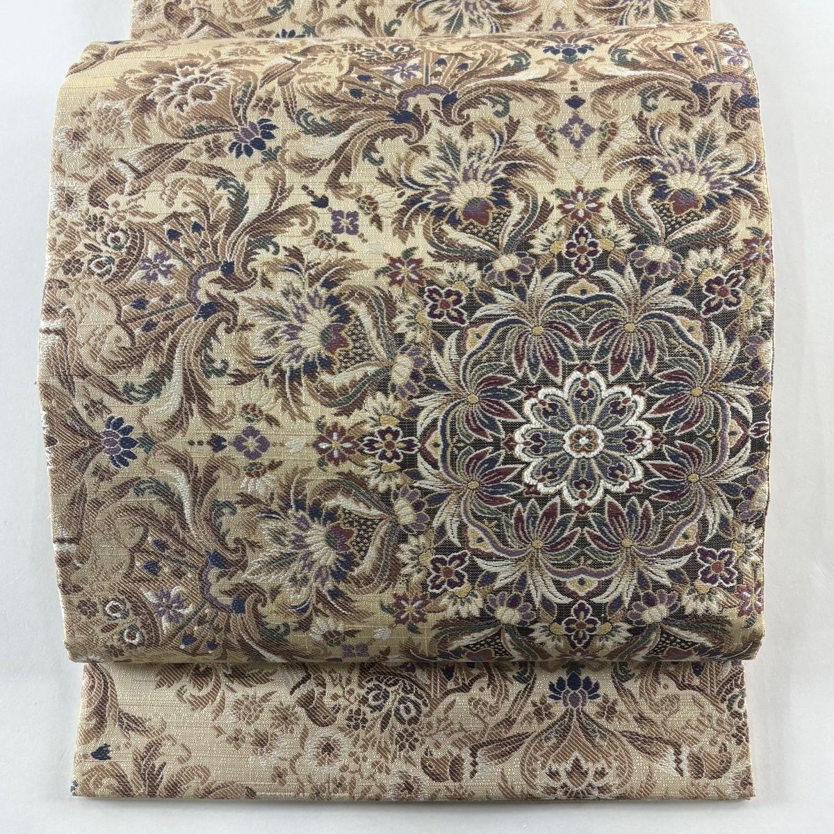 全通袋帯　華やか 袋帯 全通柄 正絹 リバーシブル 金糸 美品】 袋帯 名品 やまと リバーシブル 華文 花 刺繍 金糸 薄茶色 六通