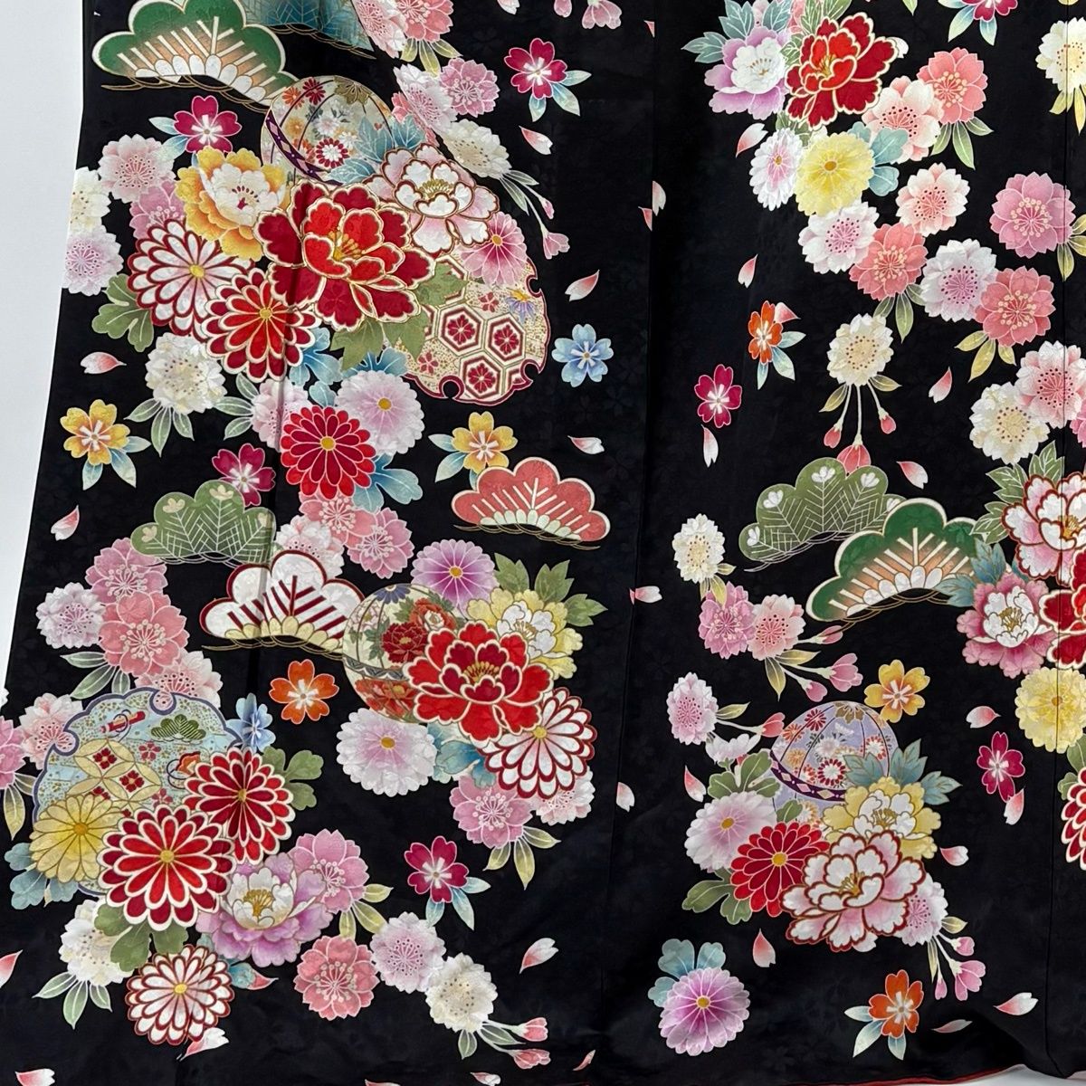 振袖 身丈173 cm 裄丈72 L 袷 手鞠 草花 金糸 金彩 黒 正絹 名品