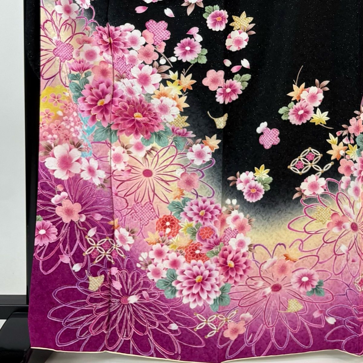 振袖 身丈169 cm 裄丈69 L 袷 草花 桜 銀通し 刺繍 黒 正絹 名品