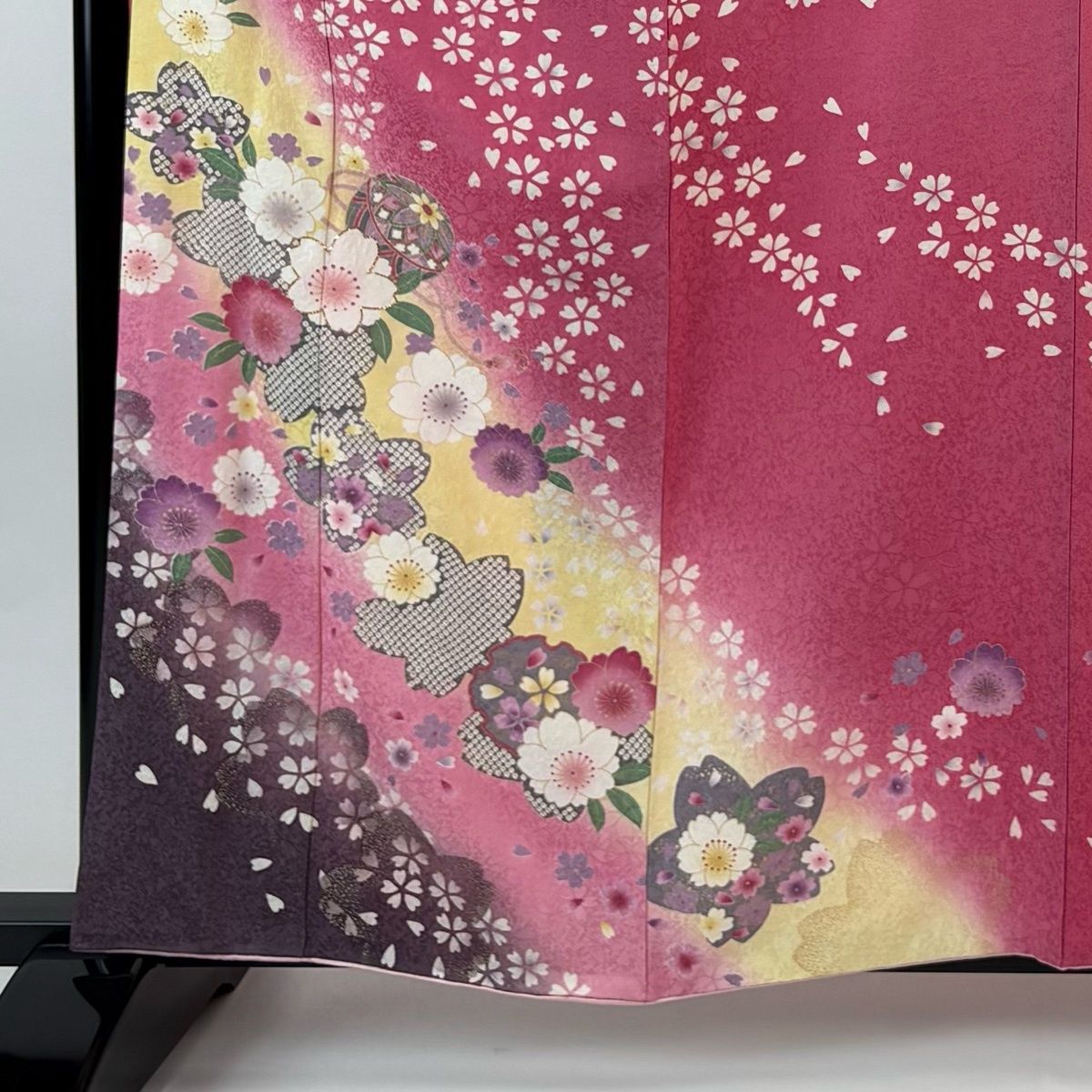 振袖 身丈160.5 cm 裄丈64.5 M 袷 手毬 桜 箔 金彩 ピンク 正絹