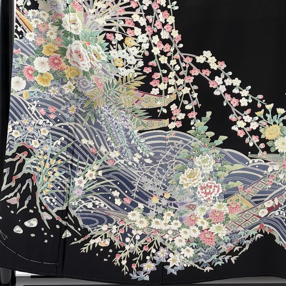 黒留袖 身丈157 cm 裄丈63.5 S 袷 落款 花舟 波 染め分け 黒 正絹 名品