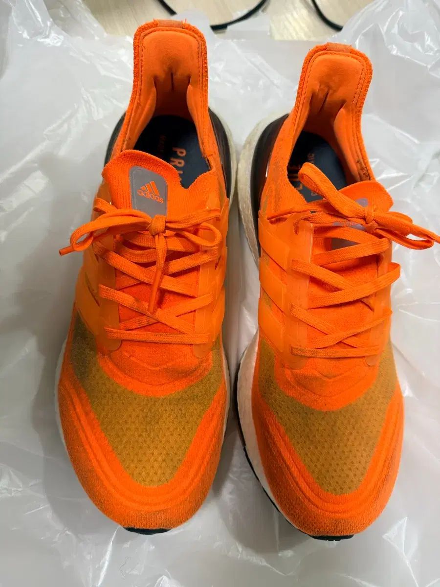 アディダス ウルトラブースト オレンジ スニーカー サイズ280