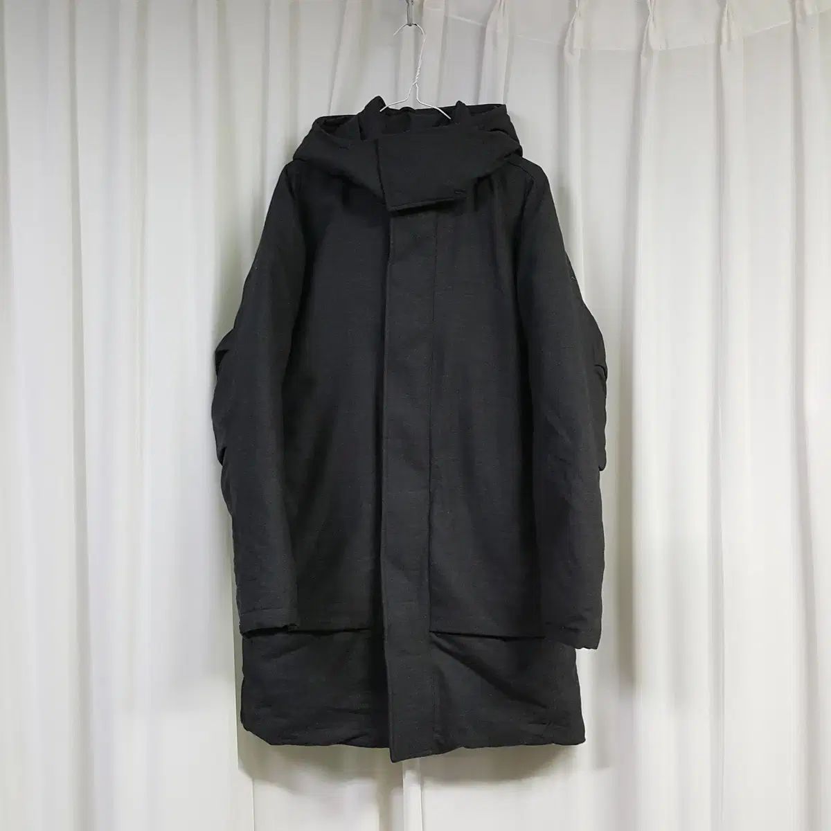 Theory メンズ ライセンスタグ ダックダウン 100 オススメ