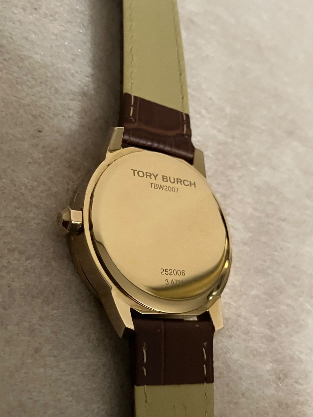 稼働☆トリーバーチ ホワイト文字盤 クォーツ 腕時計 革ベルト新品